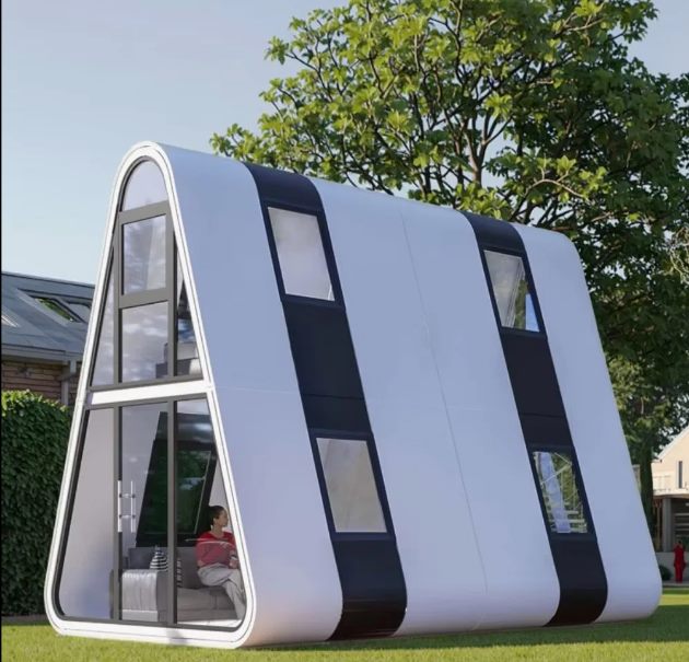 V6 Triangle House